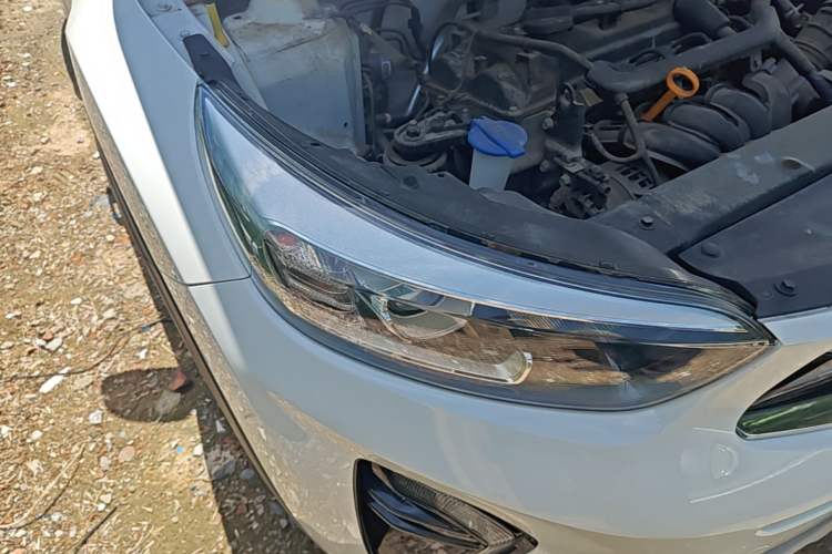 Used Kia kx1 Stonic 2021 1.4L CVT Fun Edition Right Front Headlight