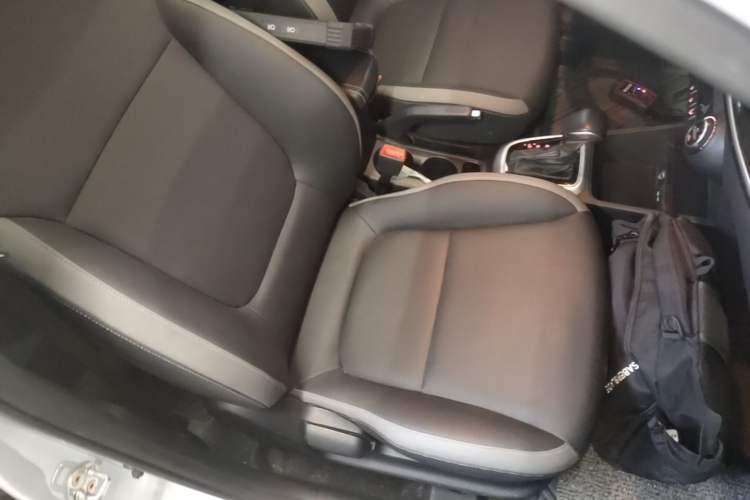 Used Kia kx1 Stonic 2021 1.4L CVT Sunroof Model Right Front Seat