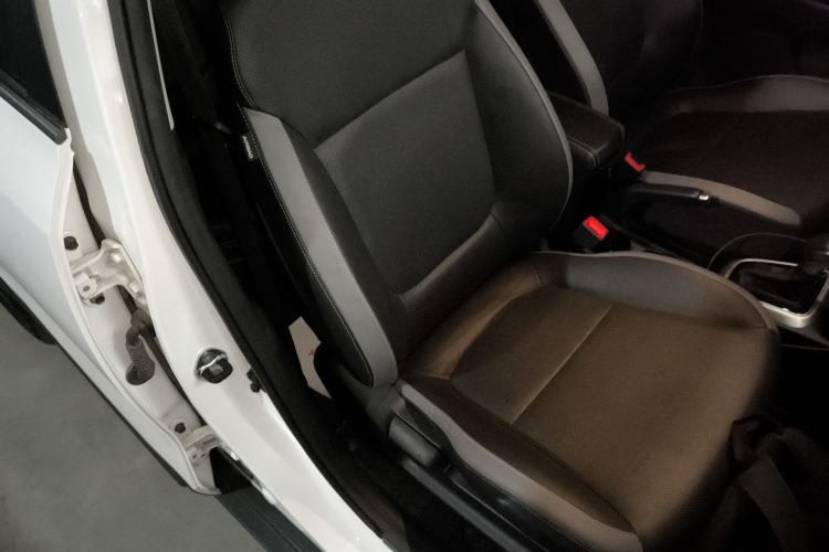 Used Kia kx1 Stonic 2021 1.4L CVT Sunroof Model Right Front Seat