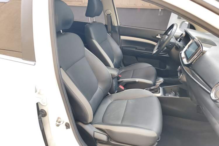 Used Kia kx1 Stonic 2021 1.4L CVT Sunroof Model Right Front Seat