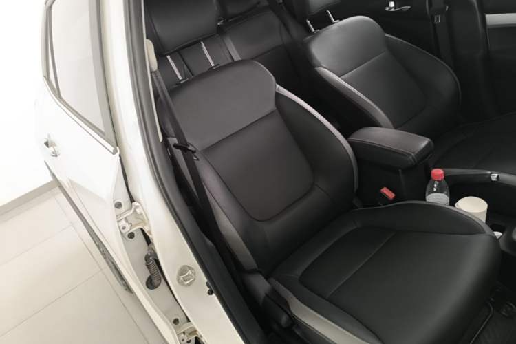 Used Kia kx1 Stonic 2021 1.4L CVT Sunroof Model Right Front Seat