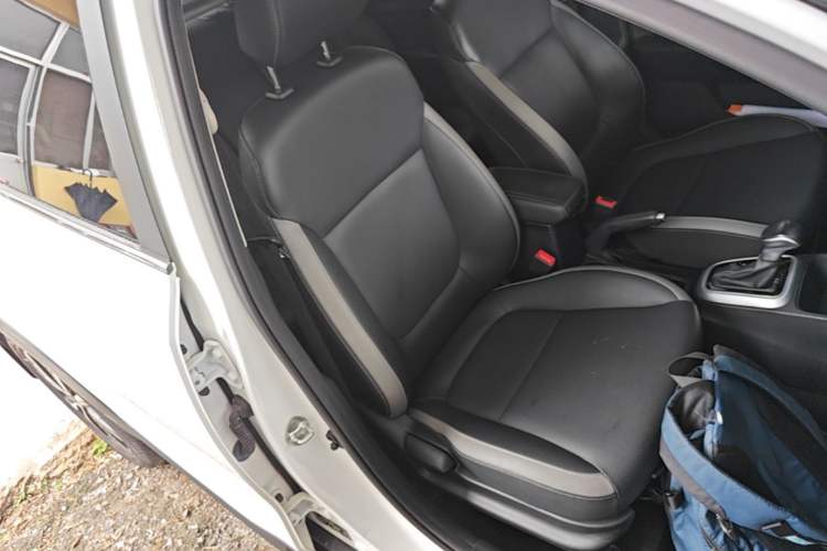 Used Kia kx1 Stonic 2021 1.4L CVT Sunroof Model Right Front Seat