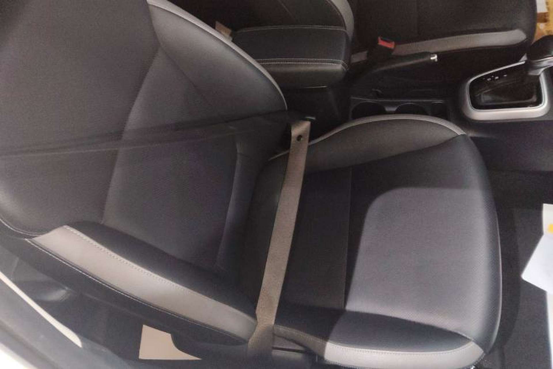 Used Kia kx1 Stonic 2021 1.4L Automatic Fun Edition Right Front Seat
