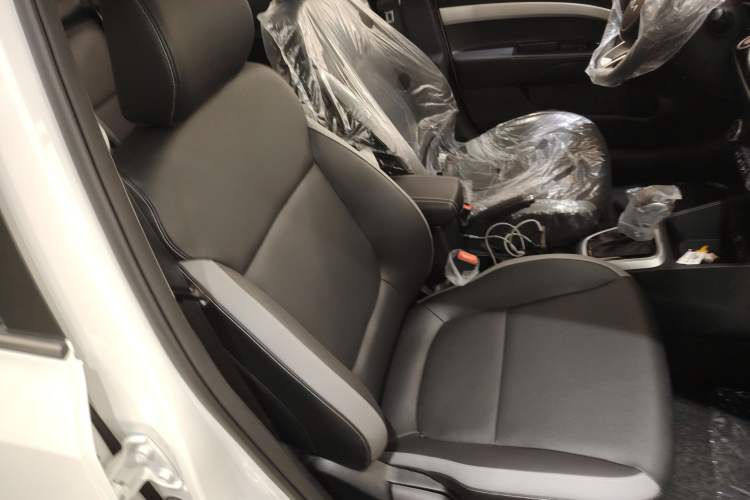 Used Kia kx1 Stonic 2021 1.4L CVT Sunroof Model Right Front Seat