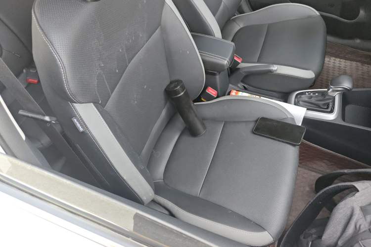 Used Kia kx1 Stonic 2021 1.4L CVT Sunroof Model Right Front Seat