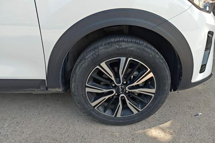 Used Kia kx1 Stonic 2021 1.4L CVT Sunroof Model Right Front Wheel Hub