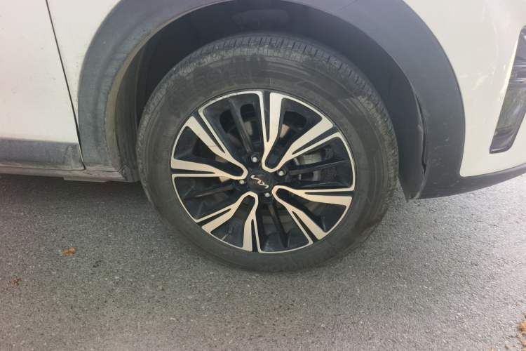 Used Kia kx1 Stonic 2021 1.4L CVT Sunroof Model Right Front Wheel Hub