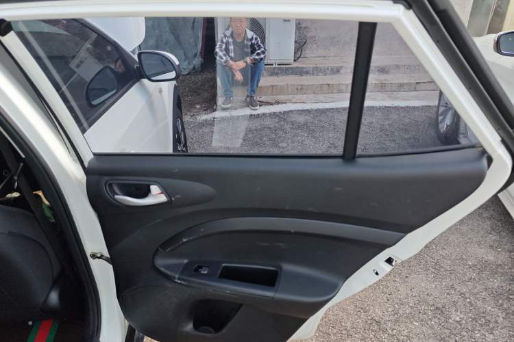 Used Kia kx1 Stonic 2021 1.4L Manual Fun Edition Right Rear Door Interior