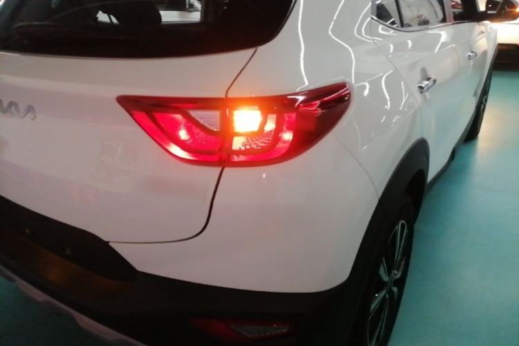 Used Kia kx1 Stonic 2021 1.4L CVT Fun & Sunroof Model Right Rear Taillight