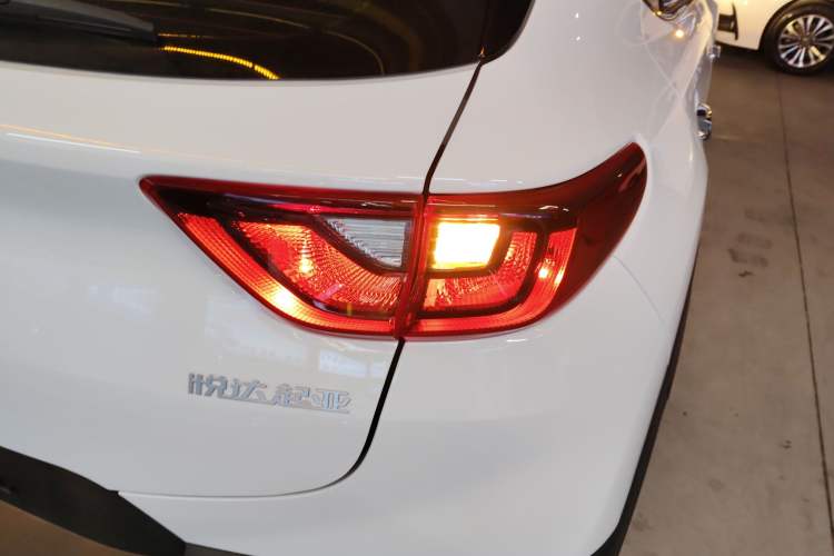 Used Kia kx1 Stonic 2021 1.4L CVT Sunroof Model Right Rear Taillight
