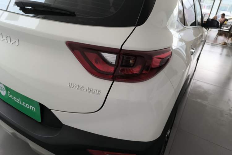 Used Kia kx1 Stonic 2021 1.4L CVT Sunroof Model Right Rear Taillight