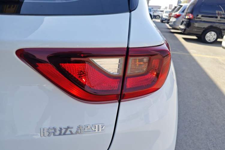 Used Kia kx1 Stonic 2021 1.4L CVT Sunroof Model Right Rear Taillight