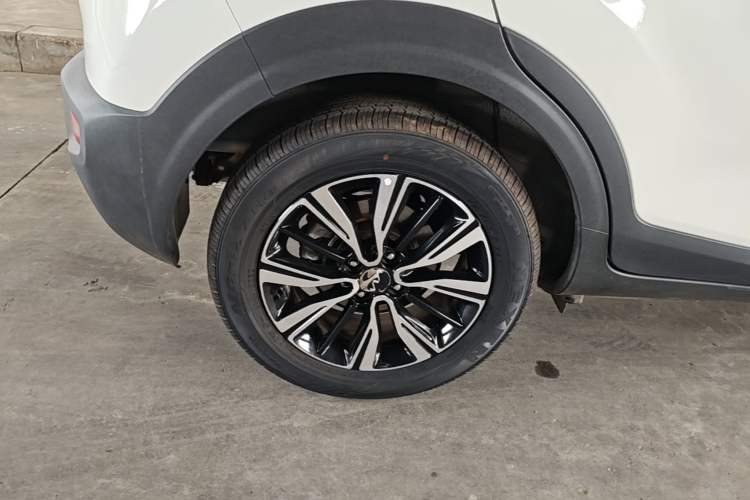 Used Kia kx1 Stonic 2021 1.4L CVT Sunroof Model Right Rear Wheel Hub