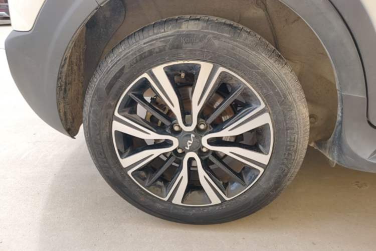 Used Kia kx1 Stonic 2021 1.4L CVT Sunroof Model Right Rear Wheel Hub