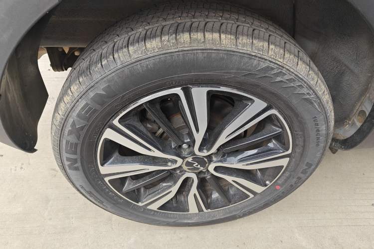 Used Kia kx1 Stonic 2021 1.4L CVT Fun Edition Right Rear Wheel Hub