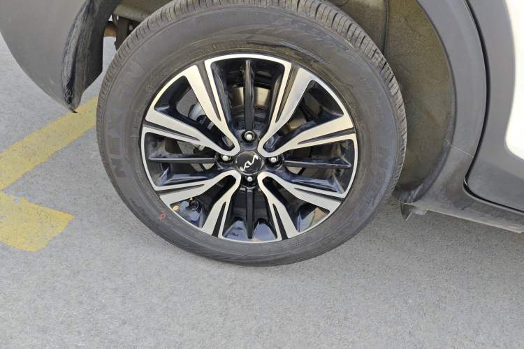 Used Kia kx1 Stonic 2021 1.4L CVT Sunroof Model Right Rear Wheel Hub