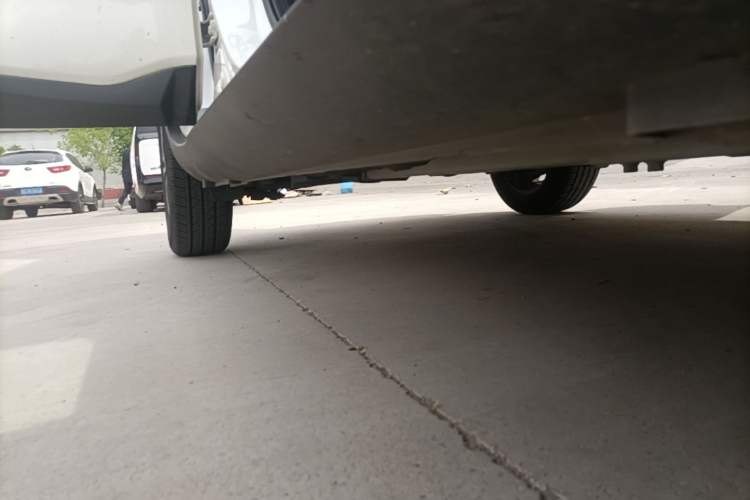 Used Kia kx1 Stonic 2021 1.4L CVT Sunroof Model Right Side Sill