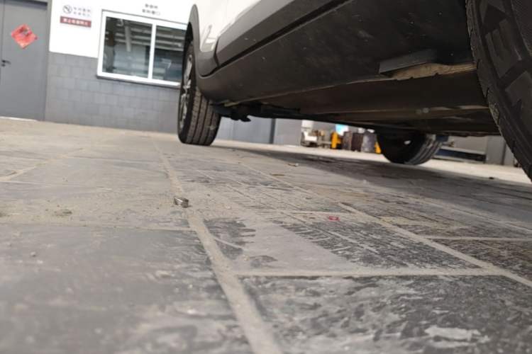 Used Kia kx1 Stonic 2021 1.4L CVT Fun Edition Right Side Sill