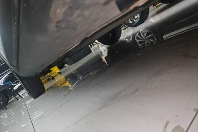 Used Kia kx1 Stonic 2021 1.4L CVT Sunroof Model Right Side Sill
