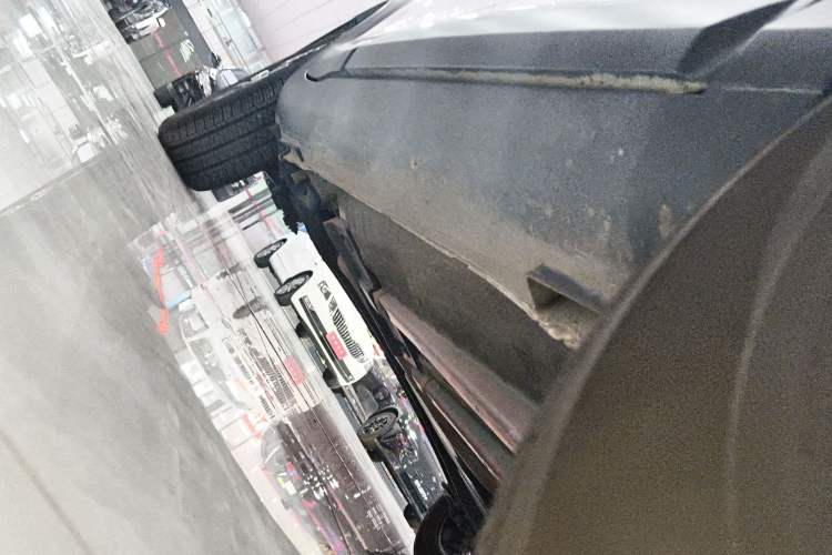 Used Kia kx1 Stonic 2021 1.4L CVT Fun Edition Right Side Sill