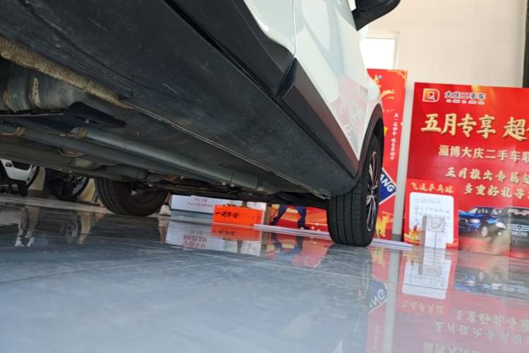 Used Kia kx1 Stonic 2021 1.4L CVT Sunroof Model Right Side Sill