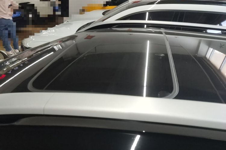 Used Kia kx1 Stonic 2021 1.4L CVT Sunroof Model Roof
