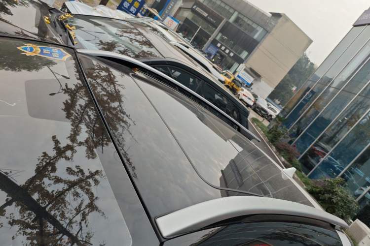 Used Kia kx1 Stonic 2021 1.4L CVT Sunroof Model Roof