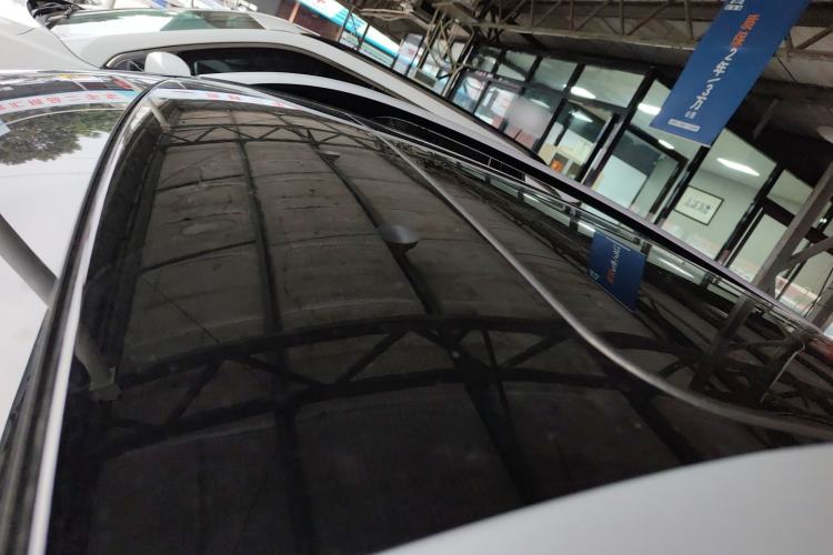 Used Kia kx1 Stonic 2021 1.4L CVT Sunroof Model Roof