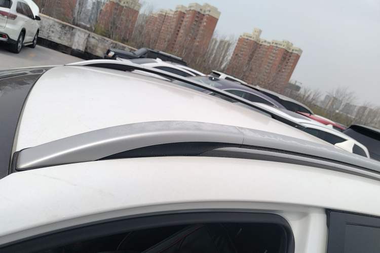 Used Kia kx1 Stonic 2021 1.4L CVT Fun Edition Roof