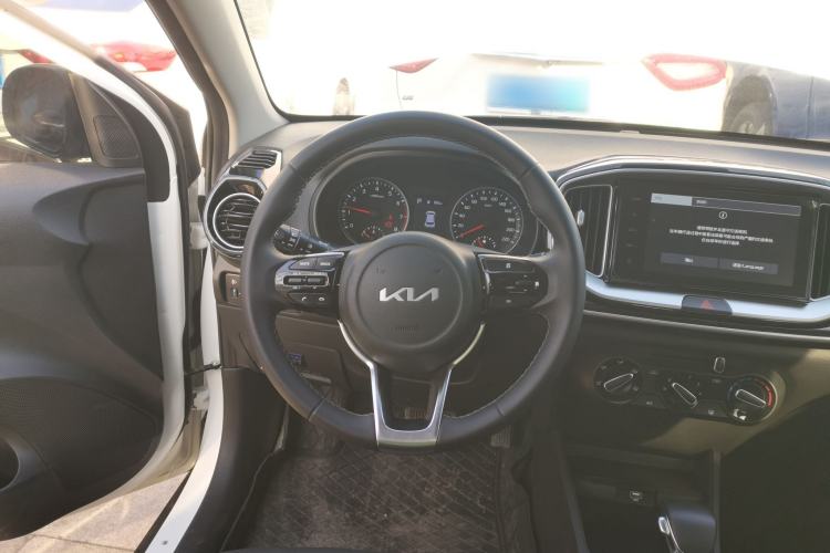 Used Kia kx1 Stonic 2021 1.4L CVT Fun Edition Steering Wheel