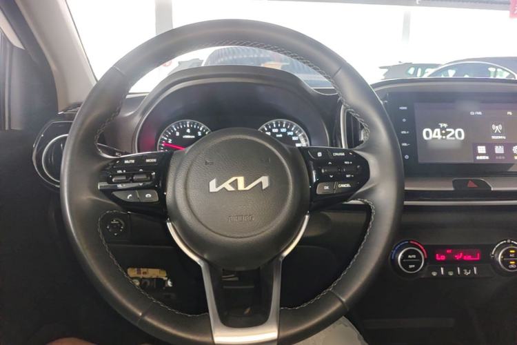 Used Kia kx1 Stonic 2021 1.4L CVT Sunroof Model Steering Wheel