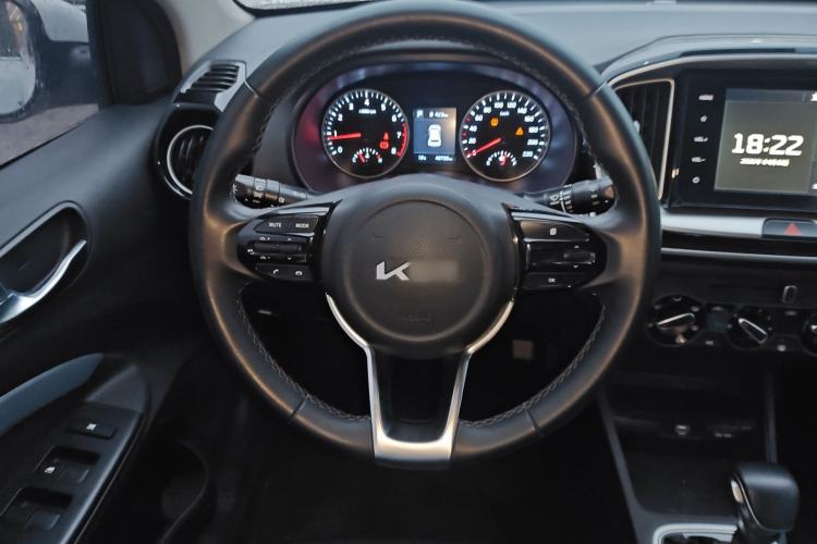 Used Kia kx1 Stonic 2021 1.4L CVT Fun Edition Steering Wheel