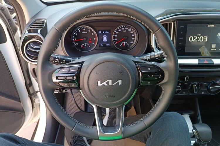Used Kia kx1 Stonic 2021 1.4L CVT Fun Edition Steering Wheel