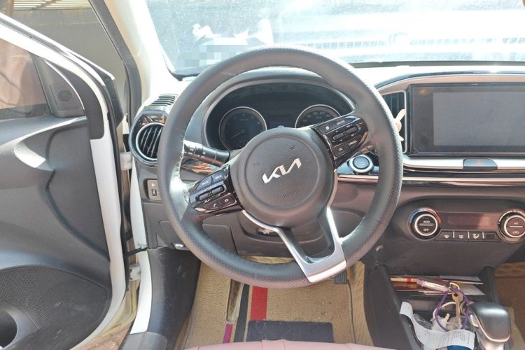 Used Kia kx1 Stonic 2021 1.4L CVT Fun & Sunroof Model Steering Wheel