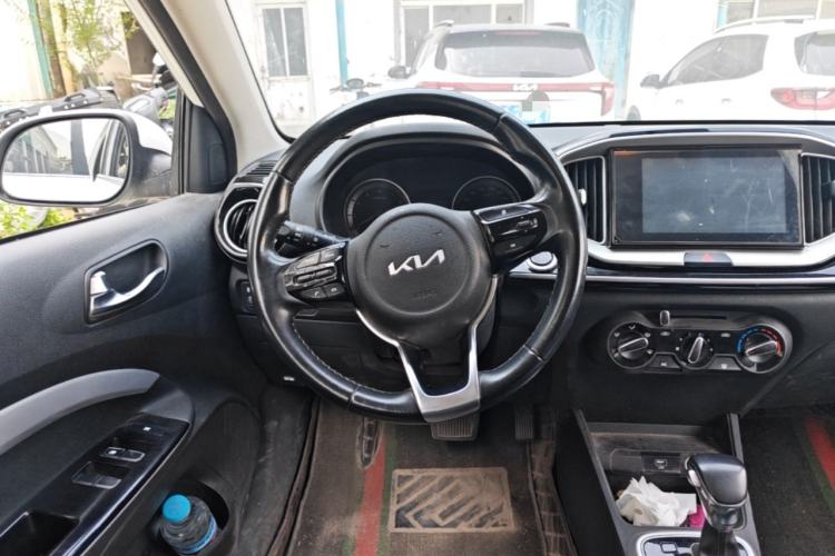 Used Kia kx1 Stonic 2021 1.4L CVT Fun Edition Steering Wheel