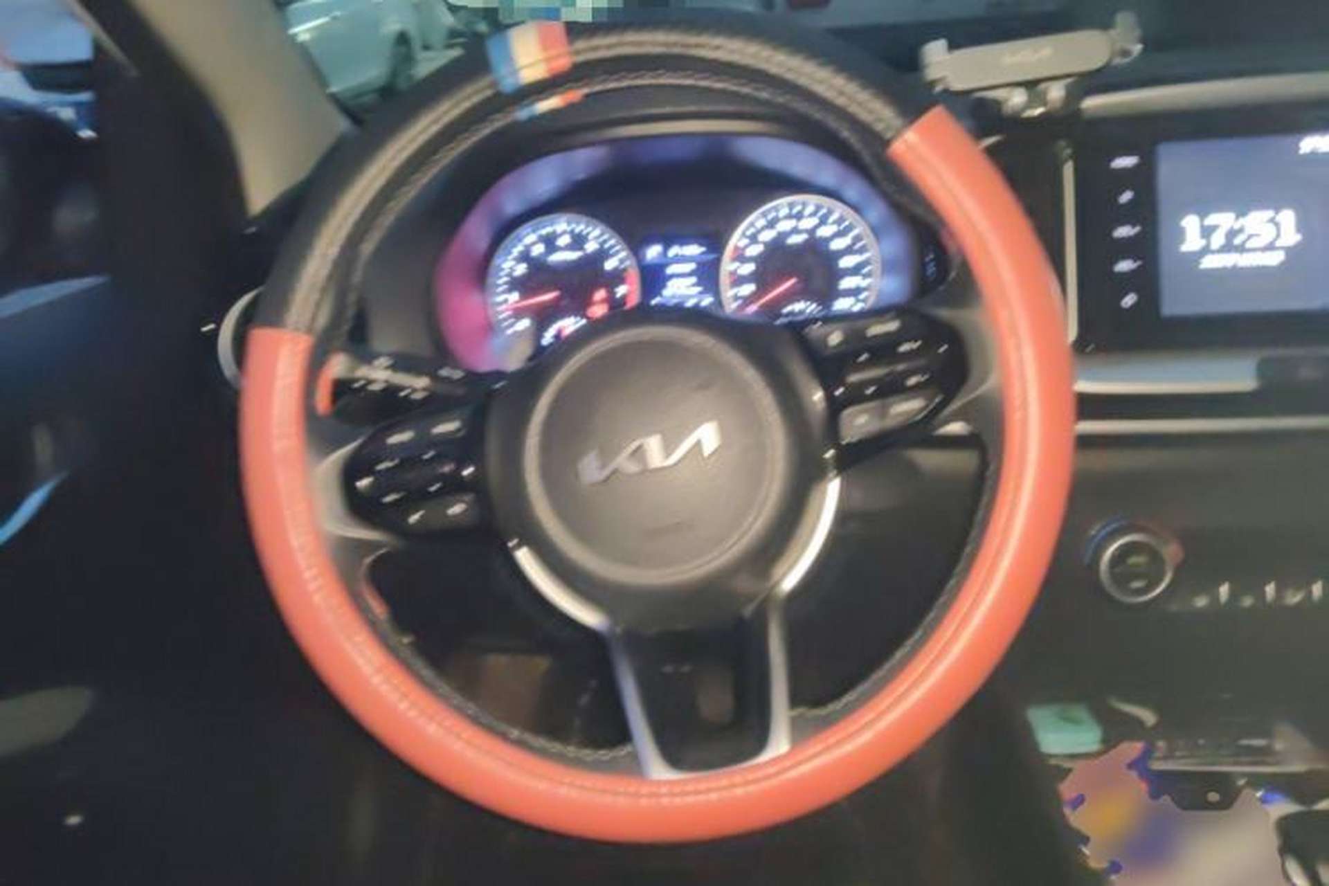 Used Kia kx1 Stonic 2021 1.4L CVT Fun & Sunroof Model Steering Wheel