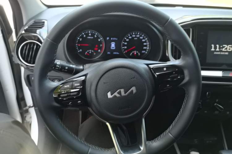 Used Kia kx1 Stonic 2021 1.4L CVT Fun Edition Steering Wheel