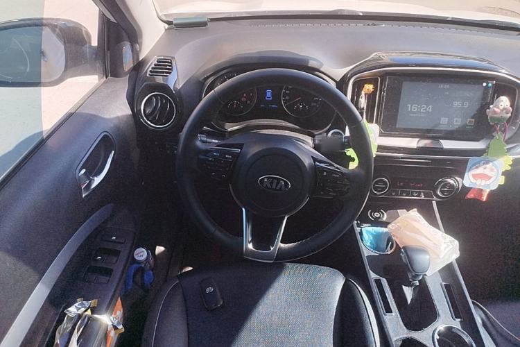 Used Kia kx1 Stonic 2021 1.4L CVT Fun & Sunroof Model Steering Wheel