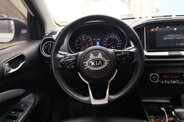Used Kia kx1 Stonic 2021 1.4L Automatic Fun & Sport Edition Steering Wheel