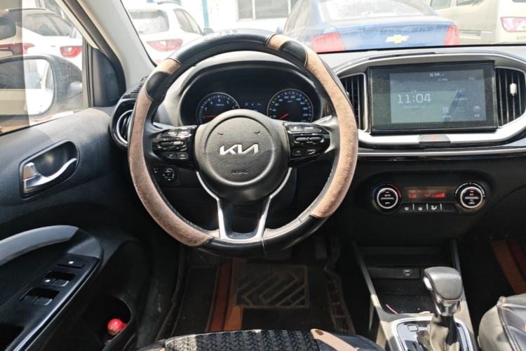 Used Kia kx1 Stonic 2021 1.4L CVT Sunroof Model Steering Wheel