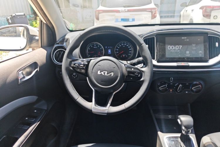 Used Kia kx1 Stonic 2021 1.4L CVT Fun Edition Steering Wheel