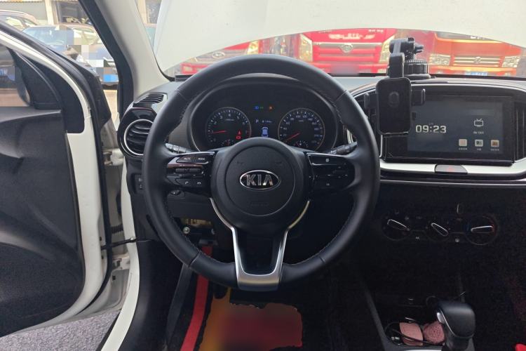 Used Kia kx1 Stonic 2021 1.4L CVT Fun Edition Steering Wheel