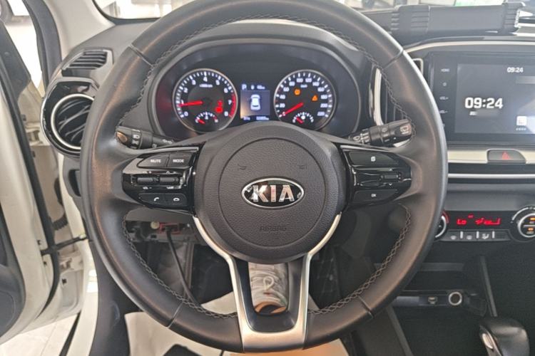 Used Kia kx1 Stonic 2021 1.4L Automatic Fun & Sport Edition Steering Wheel