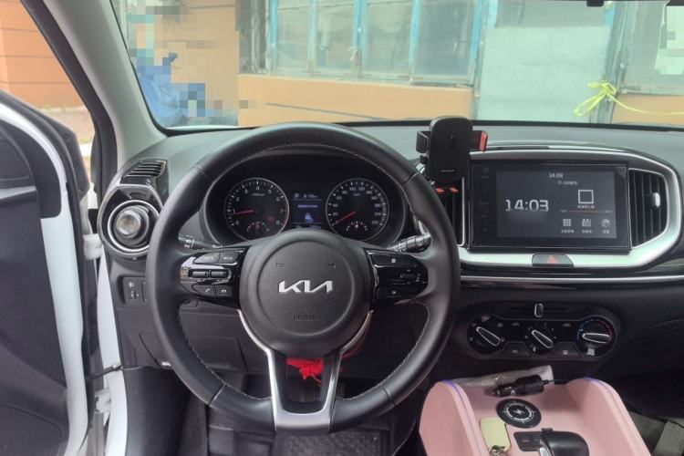 Used Kia kx1 Stonic 2021 1.4L Automatic Fun Edition Steering Wheel