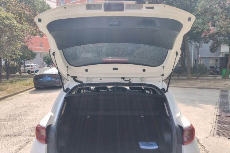 Used Kia kx1 Stonic 2021 1.4L CVT Fun & Sunroof Model Trunk