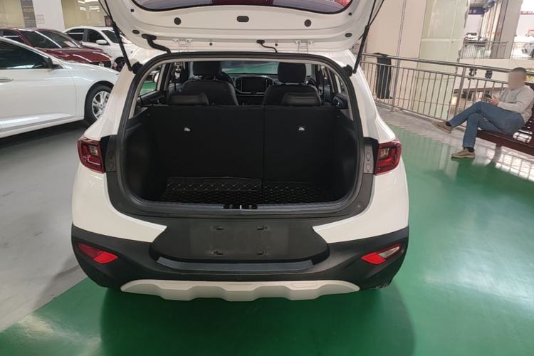 Used Kia kx1 Stonic 2021 1.4L CVT Fun Edition Trunk