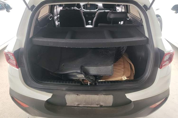 Used Kia kx1 Stonic 2021 1.4L Automatic Fun & Sport Edition Trunk