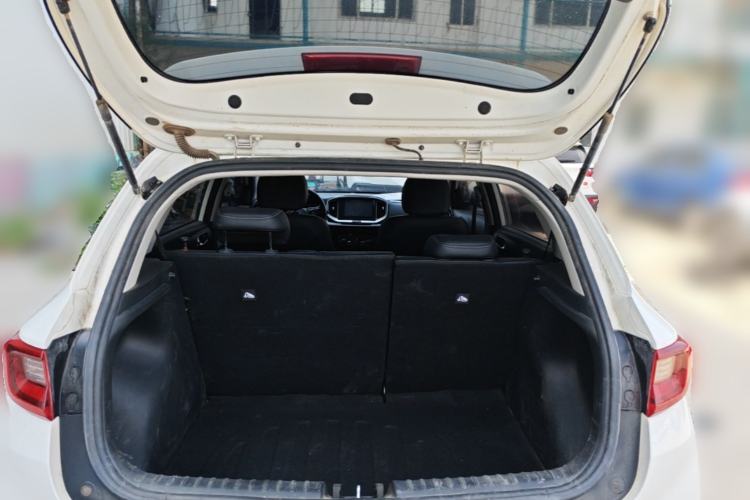 Used Kia kx1 Stonic 2021 1.4L CVT Fun Edition Trunk