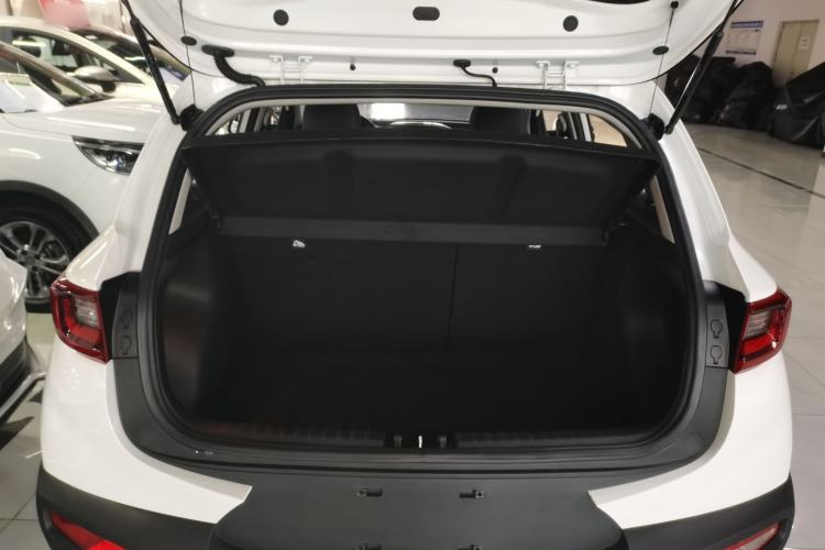 Used Kia kx1 Stonic 2021 1.4L CVT Fun & Sunroof Model Trunk