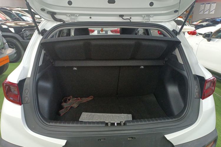 Used Kia kx1 Stonic 2021 1.4L CVT Sunroof Model Trunk